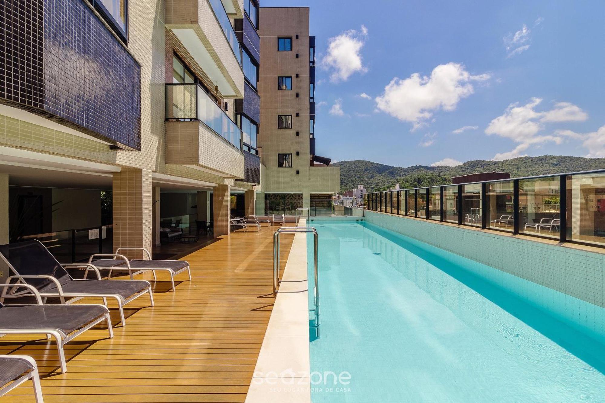 Apto Em Predio C/ Piscina 650m Da Pdn0113 *